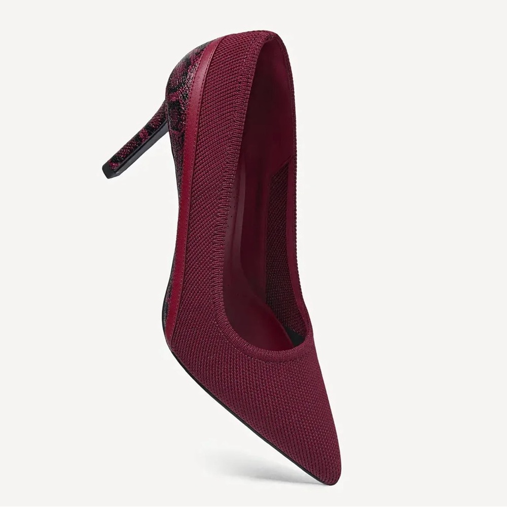 SerpentChic Pointed Toe Heeled Pumps - Picture 3 of 8